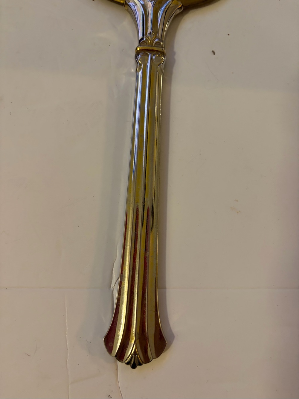 Vintage Gold Tone Floral Hand Mirror Vanity Mirror - Picture 6 of 6